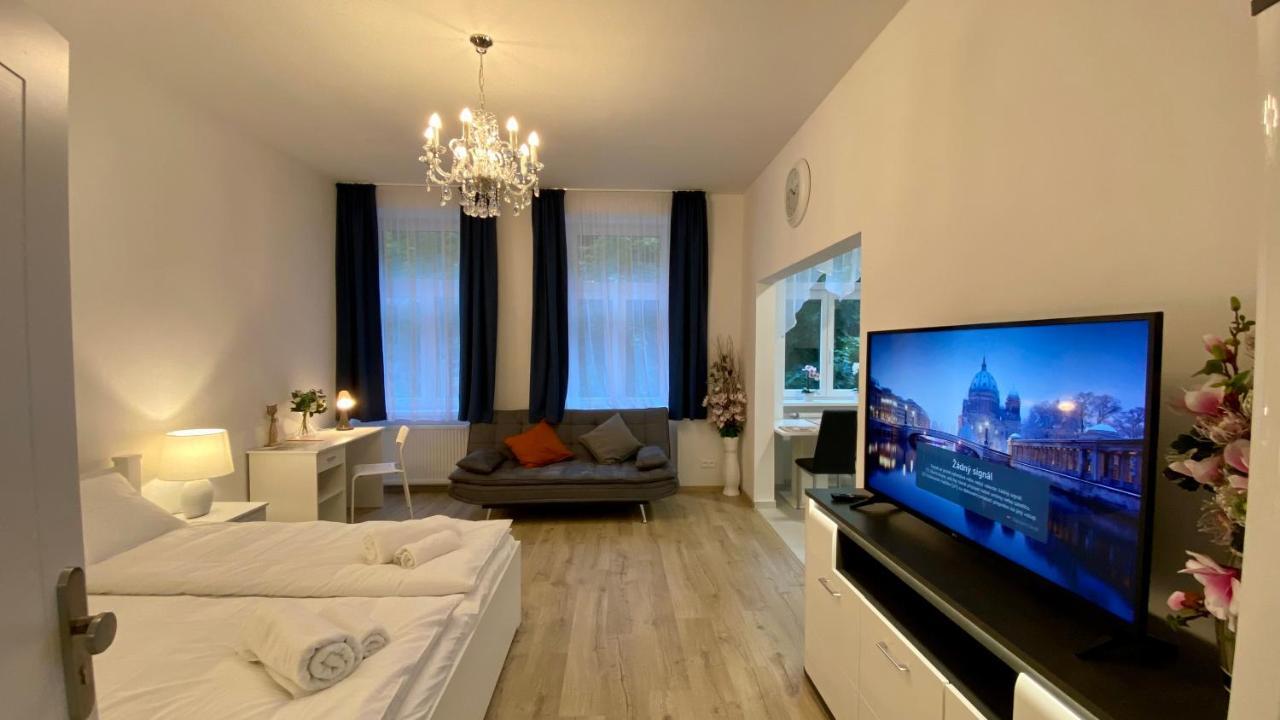 Top Class Apartments In Carlsbad Карлови Вари Екстериор снимка