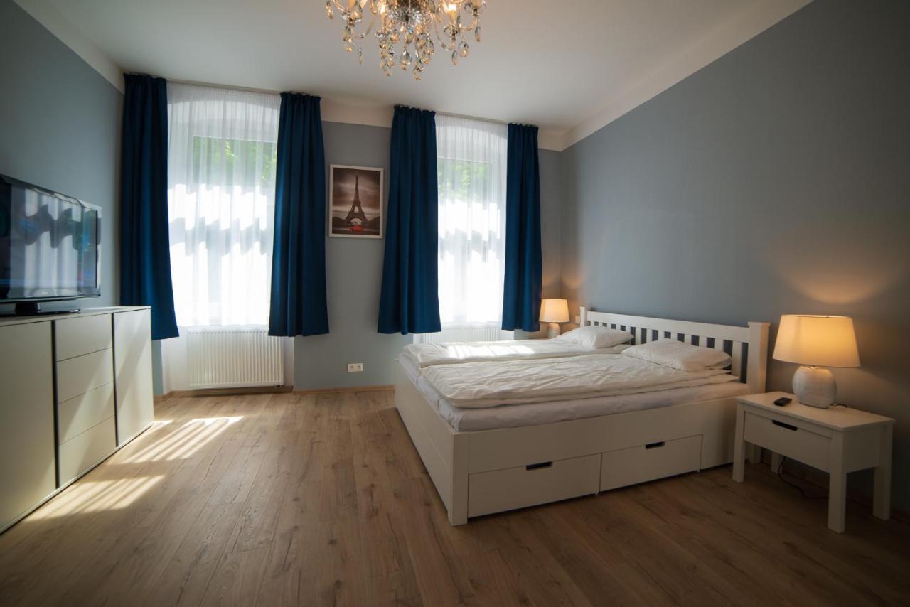 Top Class Apartments In Carlsbad Карлови Вари Екстериор снимка