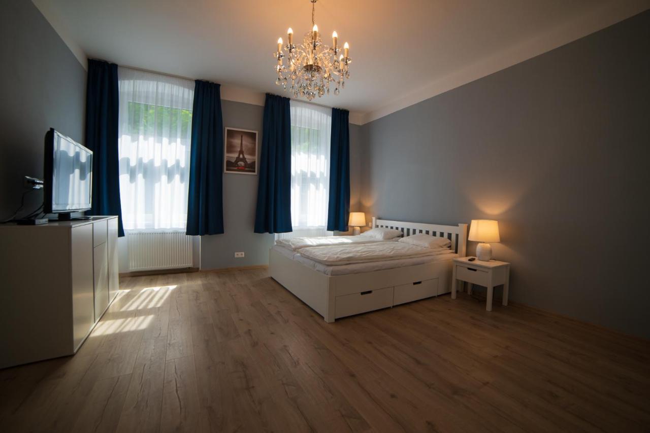 Top Class Apartments In Carlsbad Карлови Вари Екстериор снимка