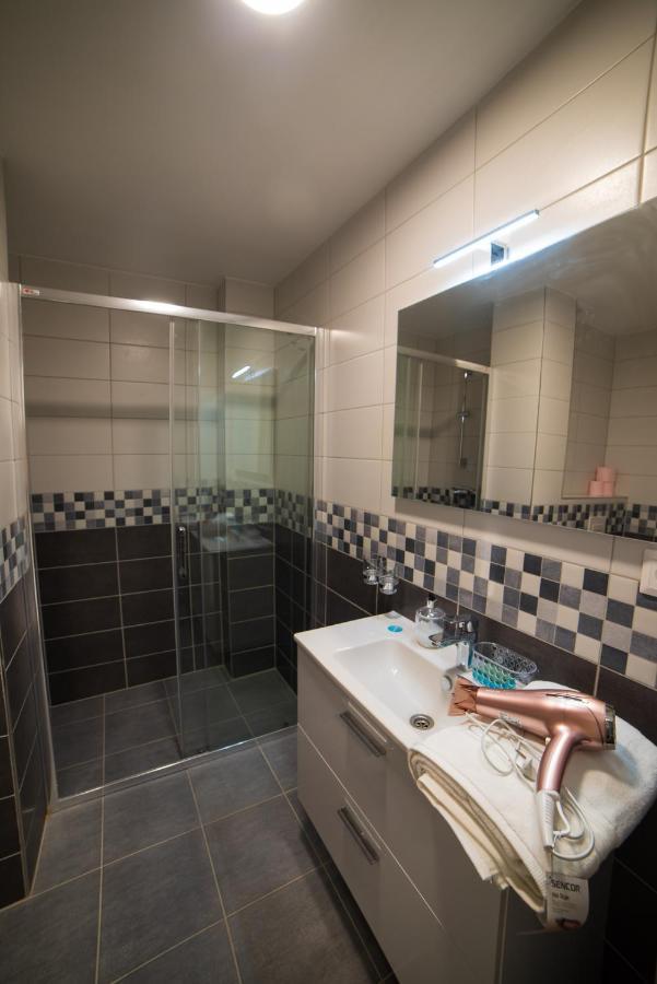 Top Class Apartments In Carlsbad Карлови Вари Екстериор снимка