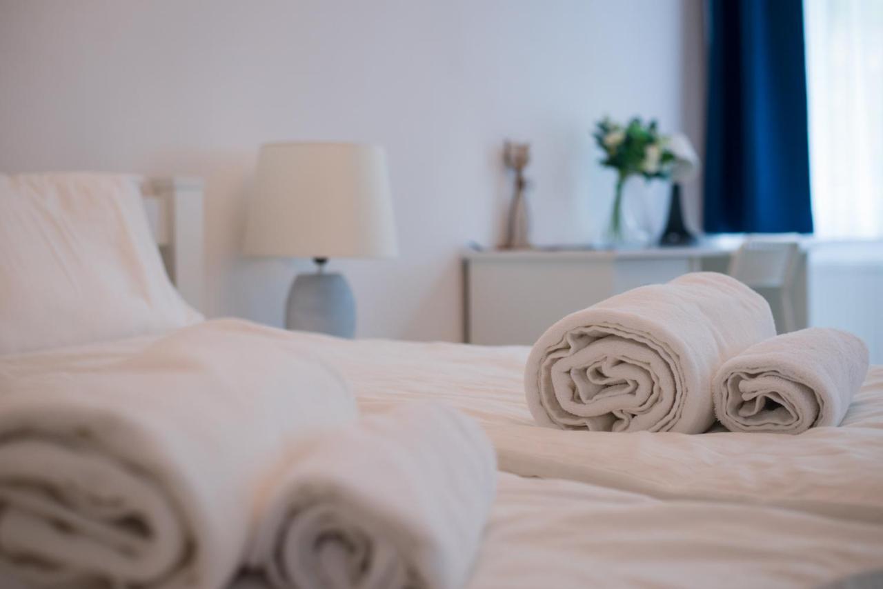 Top Class Apartments In Carlsbad Карлови Вари Екстериор снимка